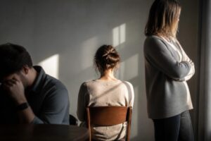 Das Dramadreieck: Rollen erkennen und aussteigen